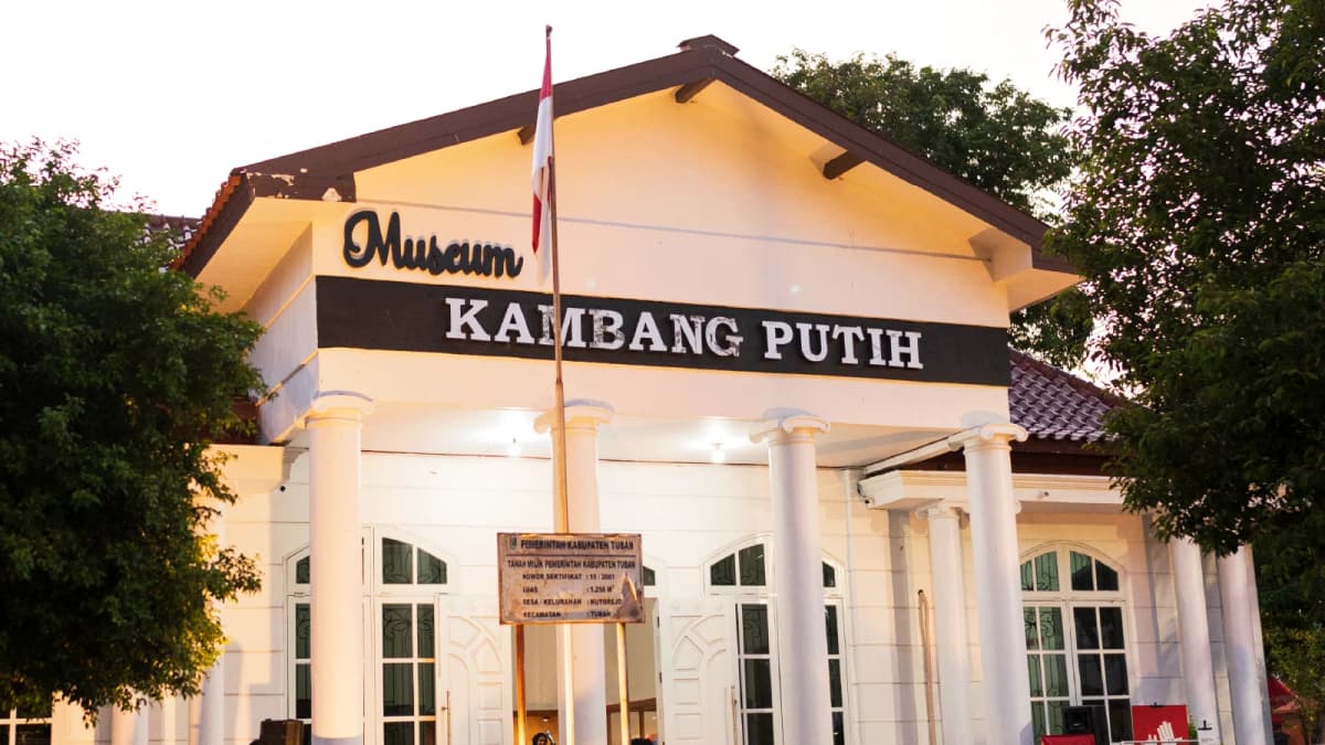 Museum Kambang Putih: A Coastal Town’s Keeper of Time